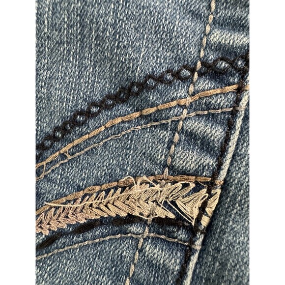 Lei Ashley Lowrise Boot Cut Jeans Sz 17 Junior Embroidered Pockets Western Short - Picture 4 of 8
